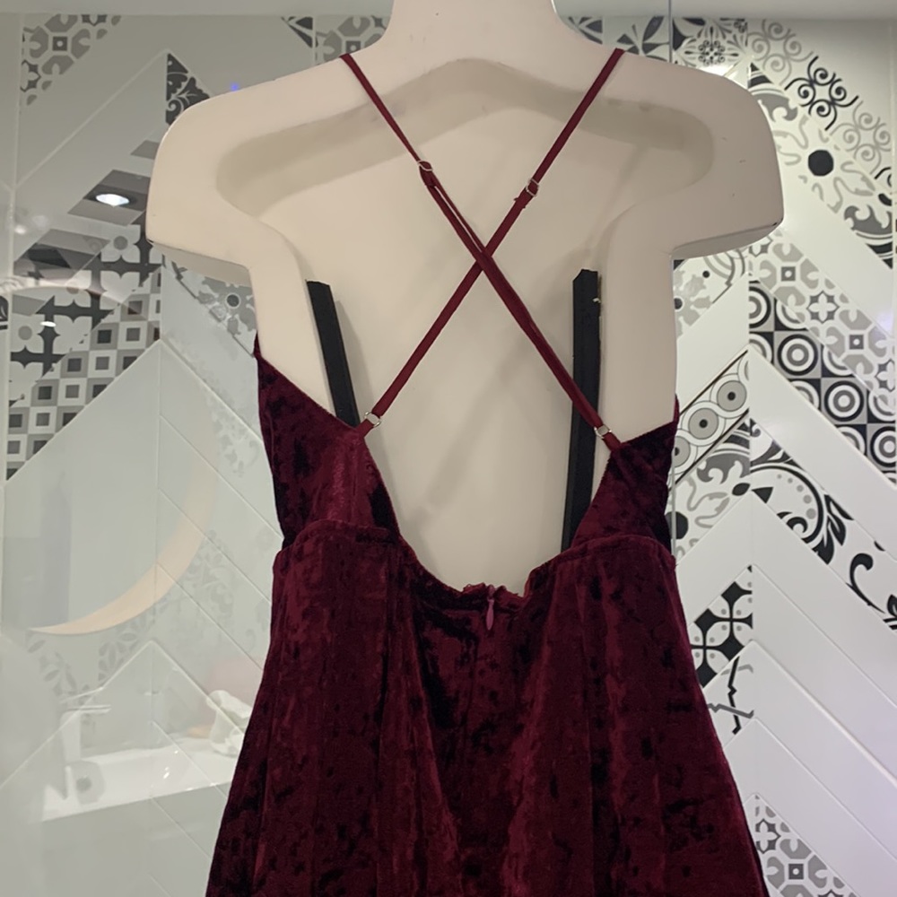 NWOT🌸Super Cute Crashed Velvet Spaghetti Straps Mini Dress - Picture 8 of 15